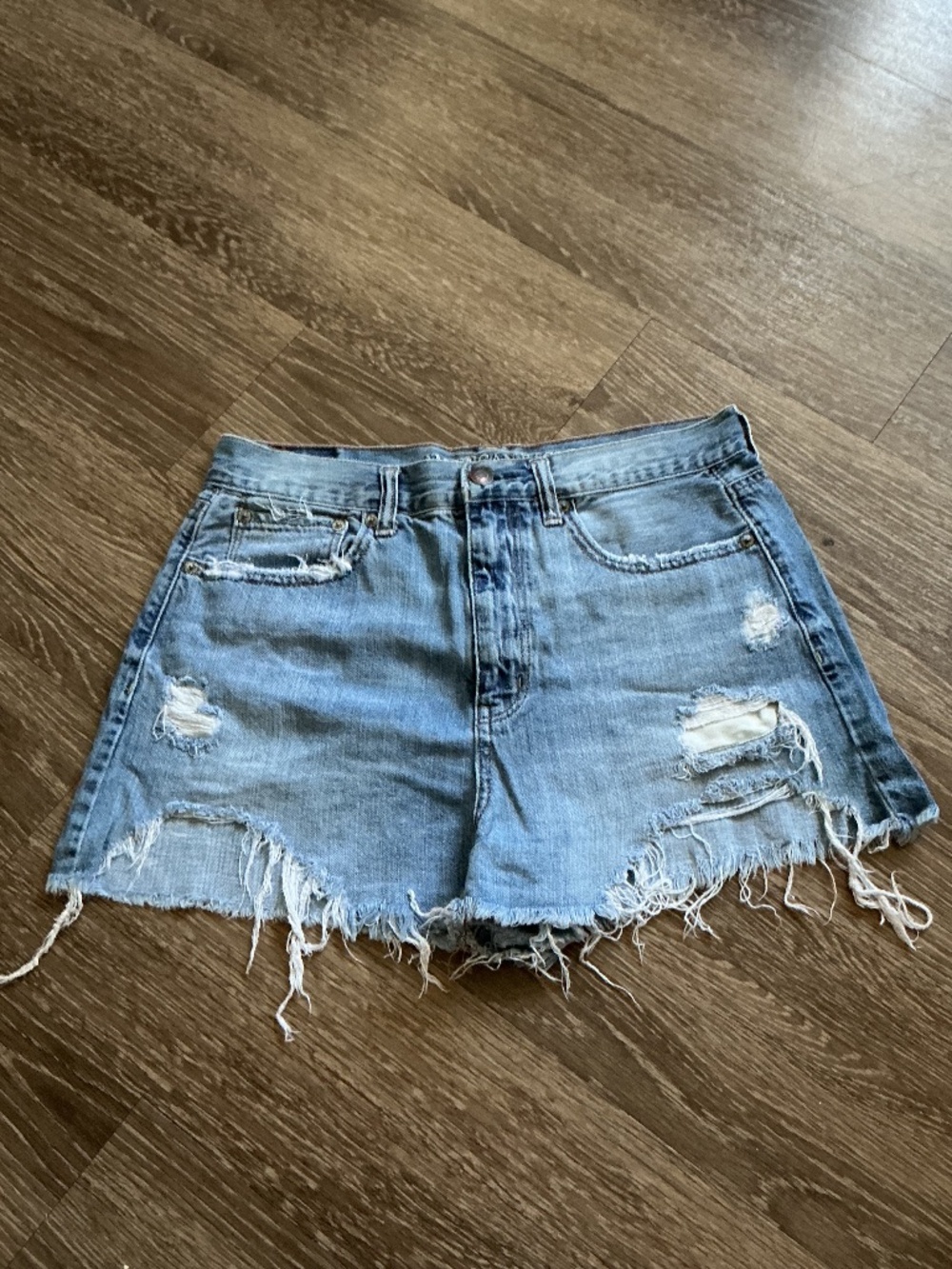 American Eagle Mom shorts